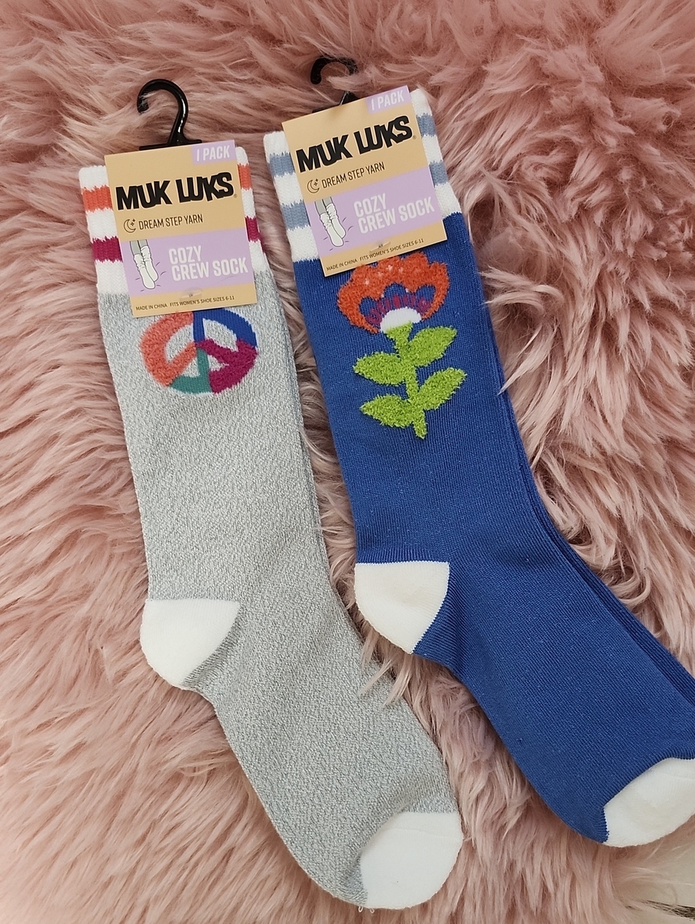 Brand New 2CT BUNDLE  MUK LUKS DREAM STEP YARN COZY CREW SOCK